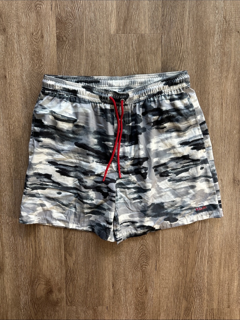 Huk Pursuit Volley Shorts Overcast Grey Large Fishing Outdoor
